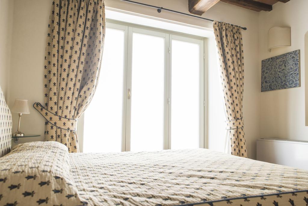 B&B Art Сан-Кашіано-ін-Валь-ді-Пеза Екстер'єр фото